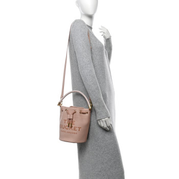 MARC JACOBS Grained Calfskin The Bucket Bag Powder