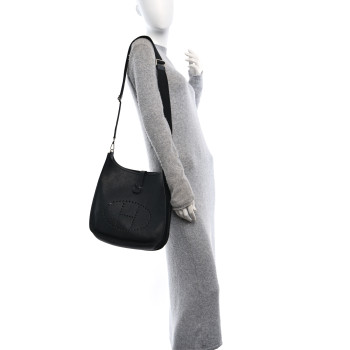 HERMES Taurillon Clemence Evelyne III GM Black