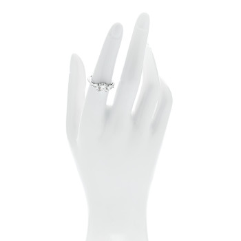 TIFFANY Platinum Diamond 1.91ctw Three Stone Engagement Ring 52 6