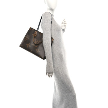 LOUIS VUITTON Reverse Monogram Giant Onthego MM