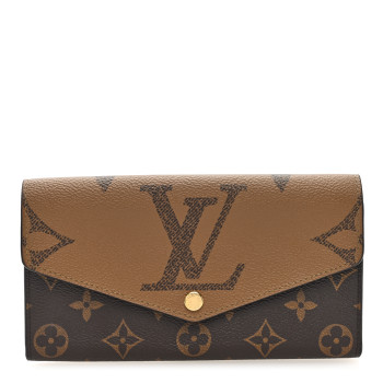 LOUIS VUITTON Reverse Monogram Giant Sarah Wallet