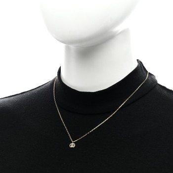 GUCCI 18K Yellow Gold Running G Pendant Necklace
