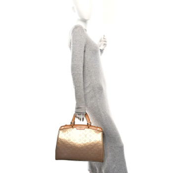 LOUIS VUITTON Vernis Brea GM Beige Poudre