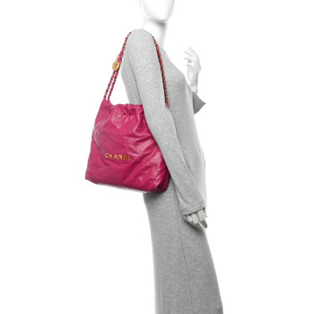 CHANEL Shiny Calfskin Quilted Small Chanel 22 Fuchsia