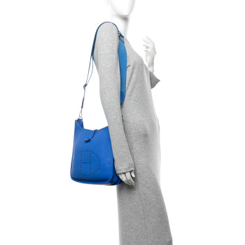 HERMES Taurillon Clemence EVELYNE III PM Bleu Hydra