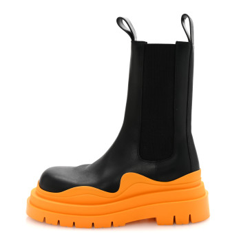 BOTTEGA VENETA Calfskin The Tire Chelsea Boots 39 Black Tangerine