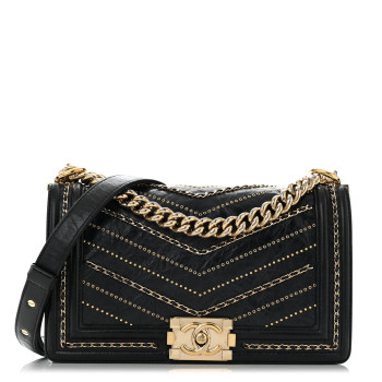 CHANEL Crumpled Calfskin Chevron Chain Medium Boy Flap Black