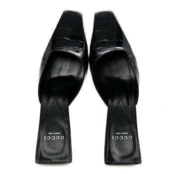 GUCCI Calfskin Crocodile Embossed Mallory Mules 39 Black
