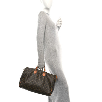 LOUIS VUITTON Monogram Speedy 40