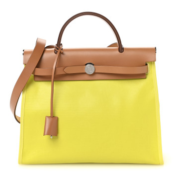 HERMES Toile H Berline Vache Hunter Herbag Zip 31 PM Lime