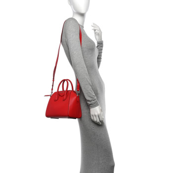 GIVENCHY Sugar Goatskin Mini Antigona Medium Red