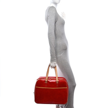 LOUIS VUITTON Vernis Sutton Rouge
