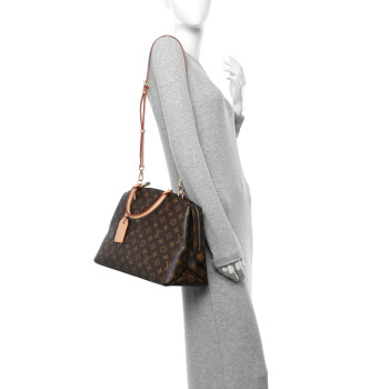 LOUIS VUITTON Monogram Grand Palais