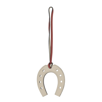 HERMES Swift Paddock Horseshoe Bag Charm Gris Perle Brique