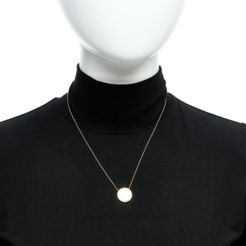 TIFFANY 18K Yellow Gold Mother of Pearl T Circle Pendant Necklace