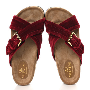 VALENTINO GARAVANI Velvet Flat Slide Sandals 37 Red