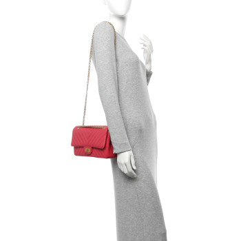 CHANEL Sheepskin Chevron Quilted 2.55 Reissue 225 Flap Dark Pink