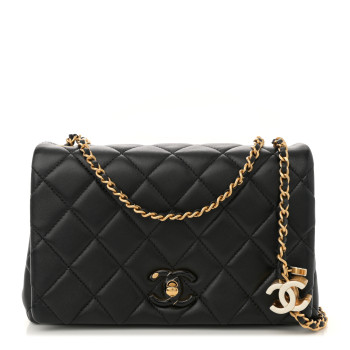 CHANEL Shiny Lambskin Quilted Enamel CC Small Flap Black