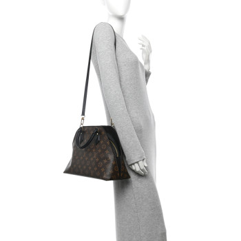 LOUIS VUITTON Monogram Alma BNB Black