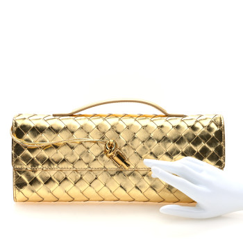 BOTTEGA VENETA Metallic Lambskin Intrecciato Long Andiamo Top Handle Clutch Gold
