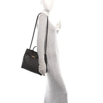 BOTTEGA VENETA Nappa Intrecciato Medium Andiamo Shoulder Bag Fondant