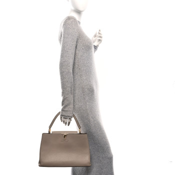 LOUIS VUITTON Taurillon Capucines MM Galet