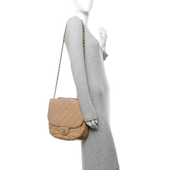 CHANEL Glazed Calfskin Quilted Medium Bubble CC Flap Beige