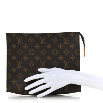 LOUIS VUITTON Monogram Toiletry Pouch 26