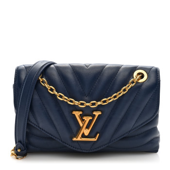 LOUIS VUITTON Calfskin New Wave Chain Bag MM NM Bleu Nuit