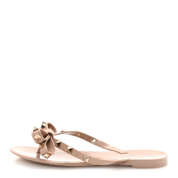 VALENTINO GARAVANI PVC Jelly Rockstud Bow Thong Sandals 35 Poudre