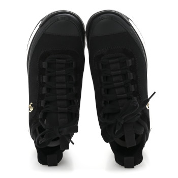 CHANEL Velvet Calfskin Mixed Fibers CC Sneakers 38 Black