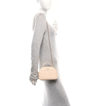 CHANEL Caviar Quilted Top Handle Vanity Case Light Beige