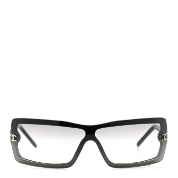 CHANEL CC Logo Sunglasses 5067 Black