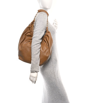 LOEWE Mellow Nappa Medium Squeeze Bag Oak