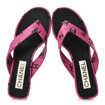 CHANEL Lambskin Printed Coco Beach Thong Sandals 37.5 Dark Pink Black