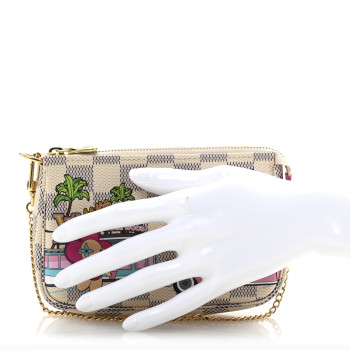 LOUIS VUITTON Damier Azur 2021 Christmas Animation Hollywood Mini Pochette Accessories Fuchsia
