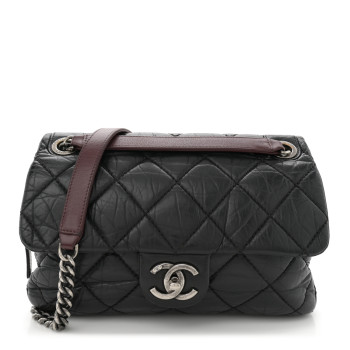 CHANEL Aged Calfskin Medium New Portobello Flap Black