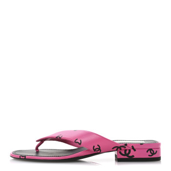 CHANEL Lambskin Printed Coco Beach Thong Sandals 37.5 Dark Pink Black