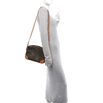 LOUIS VUITTON Monogram Trocadero 27