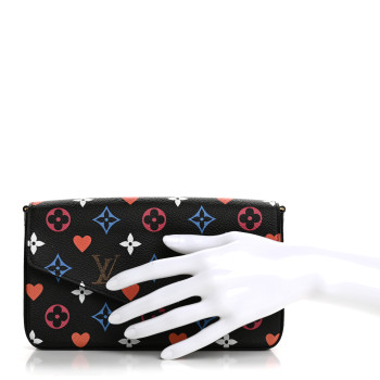 LOUIS VUITTON Game On Felicie Chain Wallet Black