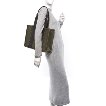 CHLOE Linen Calfskin Medium Woody Tote Warm Green