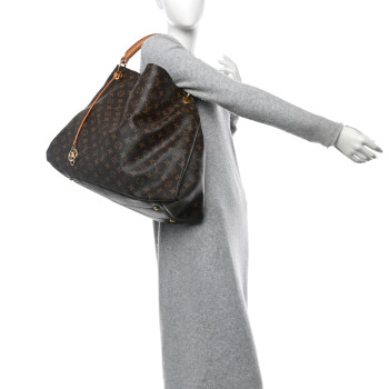 LOUIS VUITTON Monogram Artsy GM