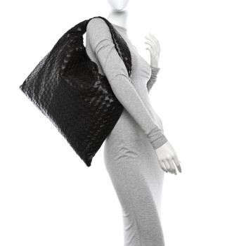BOTTEGA VENETA Calfskin Intrecciato Large Hop Ebano