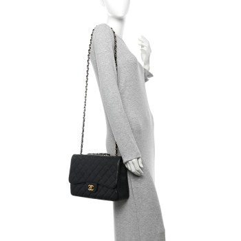 CHANEL Caviar Quilted Jumbo Double Flap Black