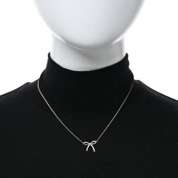 TIFFANY Sterling Silver Small Bow Pendant Necklace