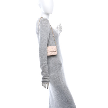 CHANEL Lambskin Quilted Pearl Crush Clutch With Chain Light Pink
