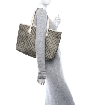 GUCCI GG Supreme Monogram Medium Zippered Shopping Tote Off White