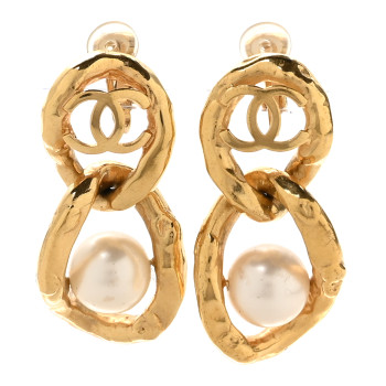 CHANEL Chain Link Pearl CC Clip On Earrings Gold