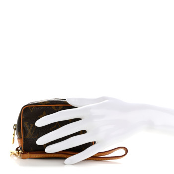 LOUIS VUITTON Monogram Wapity