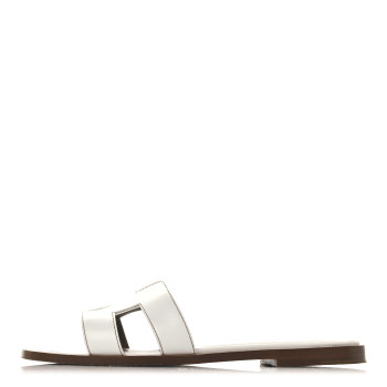 HERMES Box Calfskin Oran Sandals 36 White